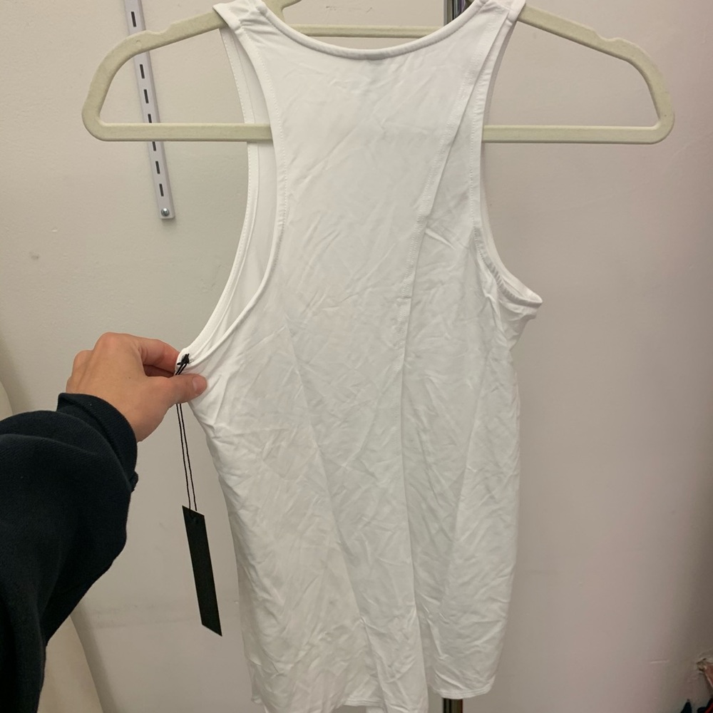 Carbon38 Rally Tank - Picture 6 of 6